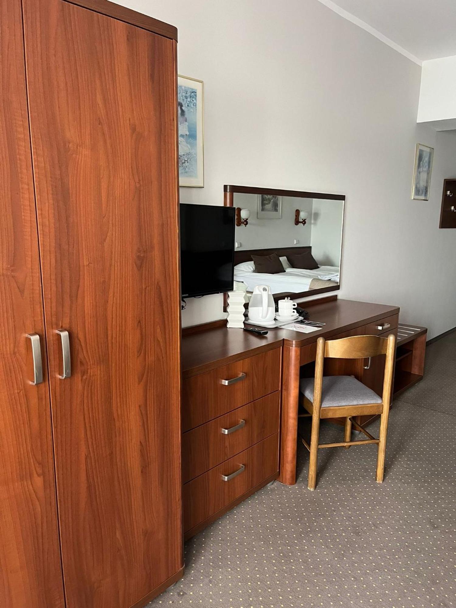Eva Hotel Mrągowo Eksteriør billede