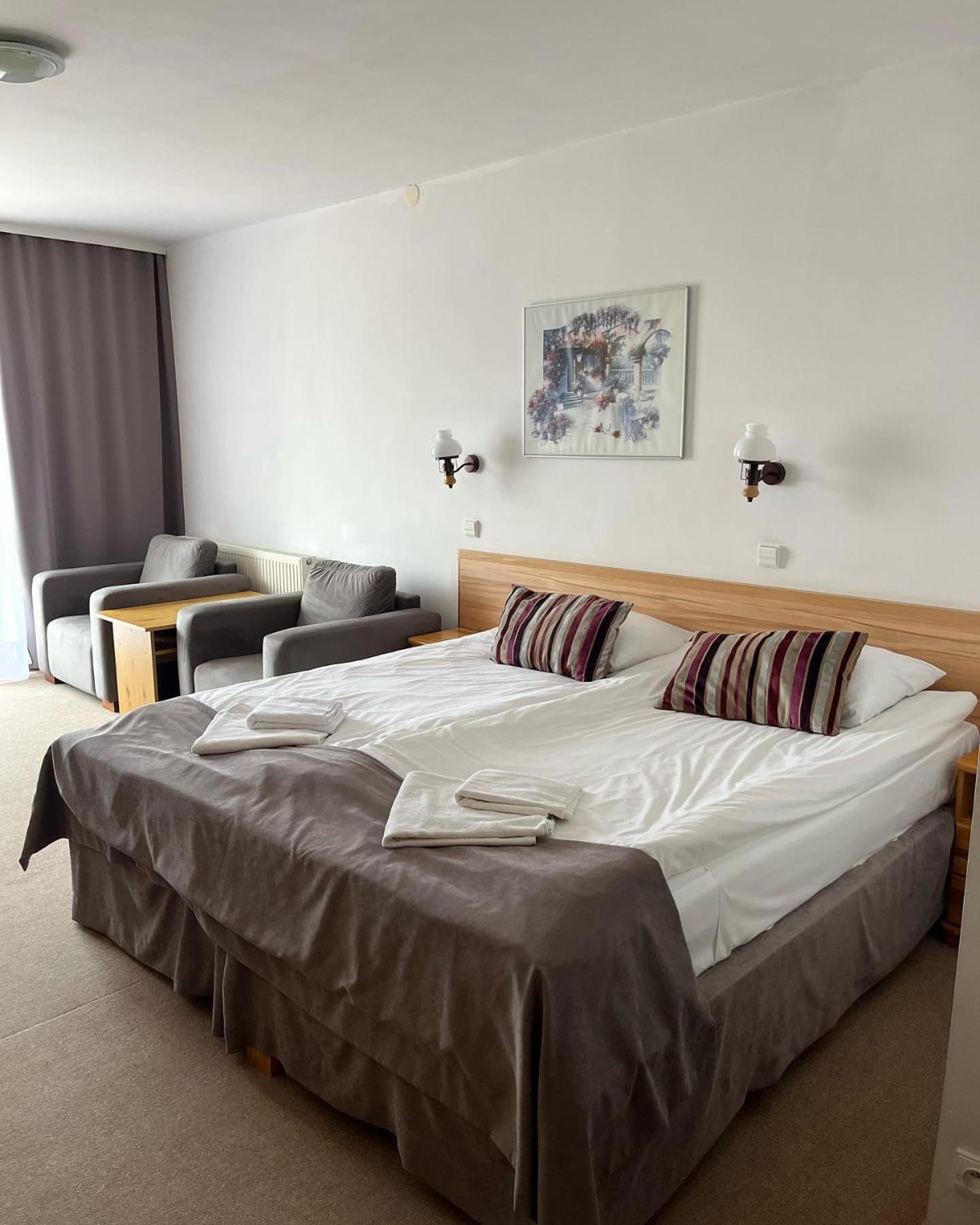 Eva Hotel Mrągowo Eksteriør billede